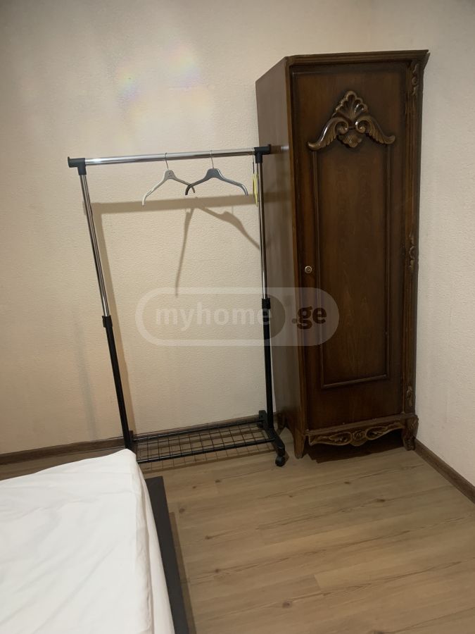 4 Room Apartment Daily Rent In Chugureti view 4