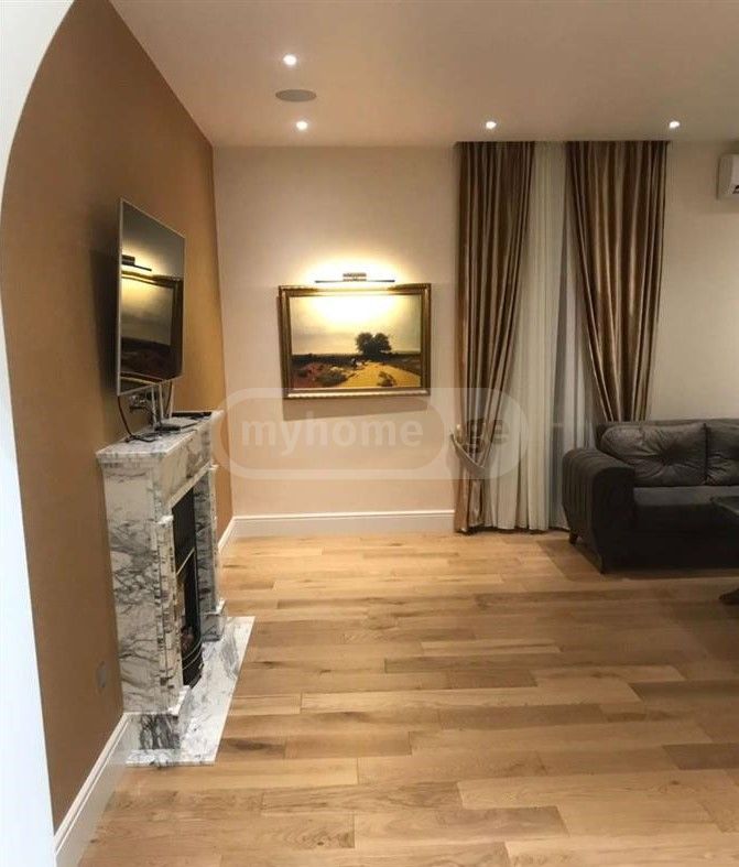 For Sale 4 Room Apartment Mtatsmindaze view 5