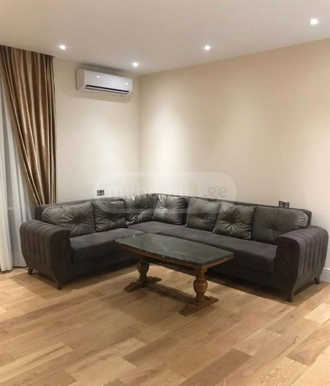 For Sale 4 Room Apartment Mtatsmindaze view 8