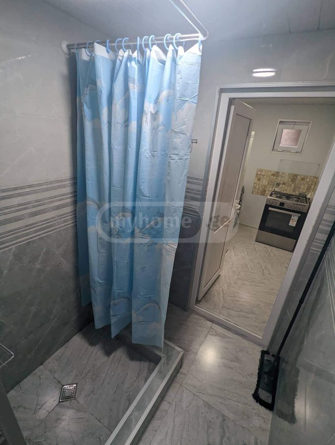 2 Room Private House Daily Rent In Zugdidi view 6