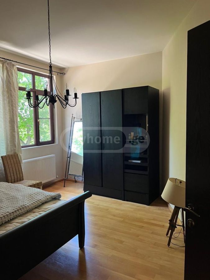 5 Room Country House For Rent In Tskneti view 2