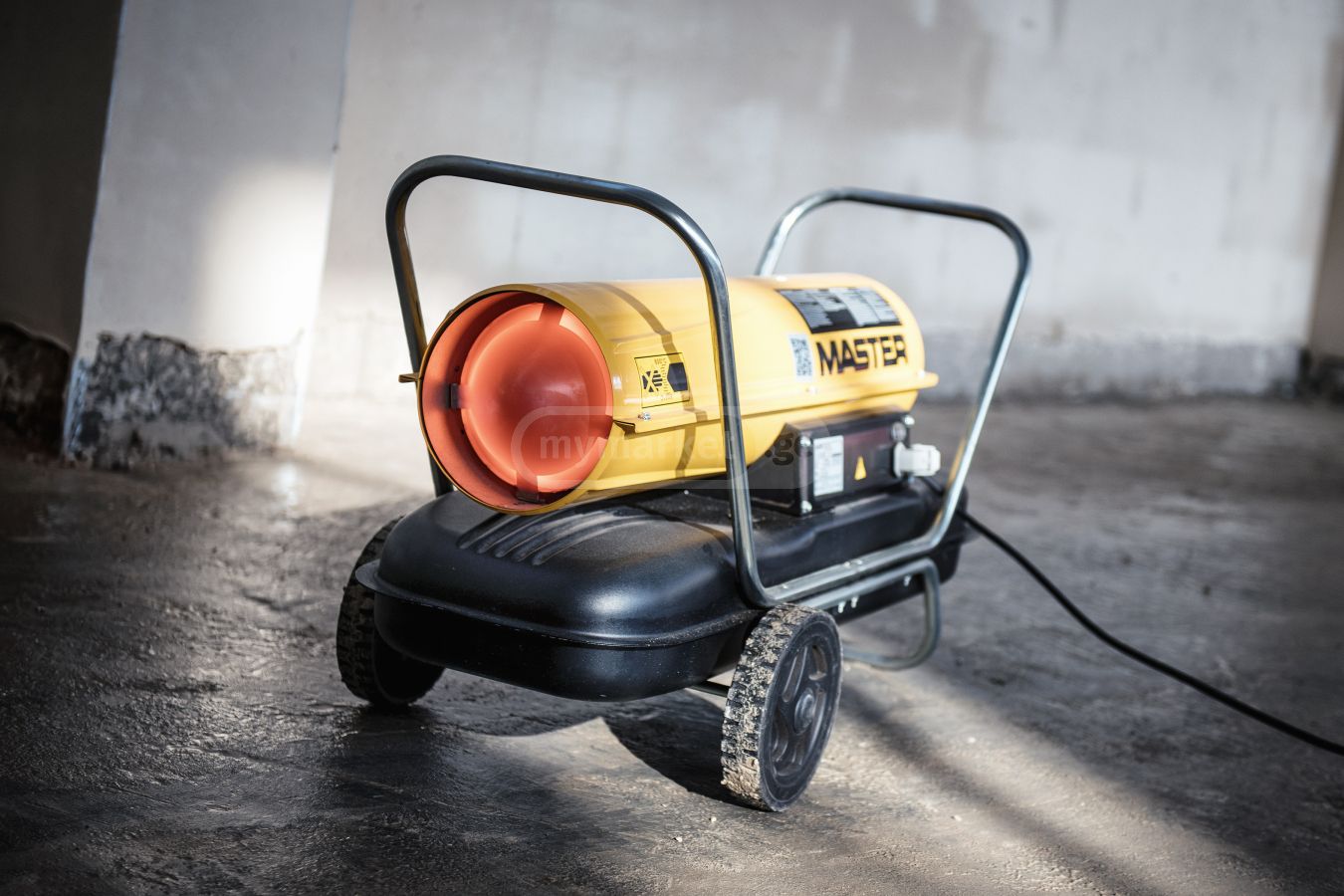 Direct oil fired heaters – low pressure 44 kW Buy and Sell used - Main Image