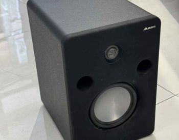 Loud Speaker Alesis  			
