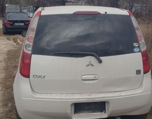 მიცუბიში კოლტი თეთრი ფერის იაპონური მარჯვენა რული ვარიატორი 1.3