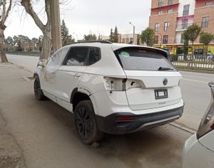 იშლება VOLKSWAGEN  TAOS   2021 დან 2024 მდე