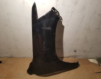 LC 200წინა მარჯვენა ფრთა 2016-2021