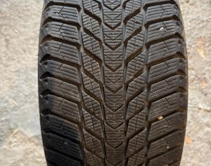 R17  215/50 ზამთარი