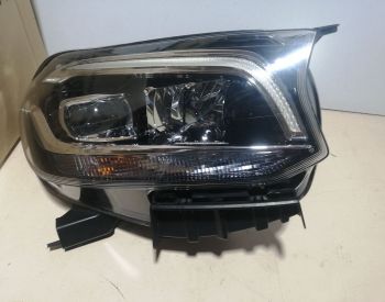 W470 X CLASS PICKUP 18-20