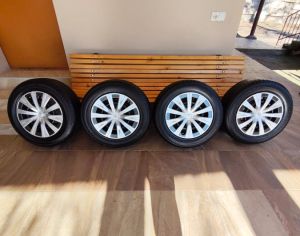 R16 TOYOTA Camry 2023