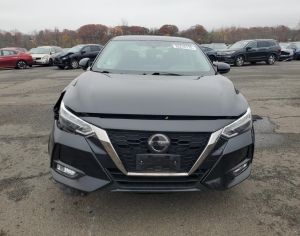 იშლება Nissan Sentra 2021-2025 წლის მოდელები