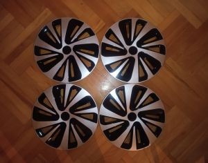 TOYOTA Aqua 1984 - 2026