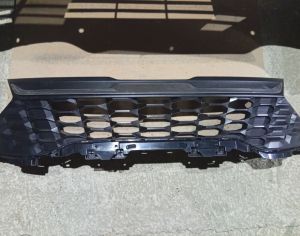 KIA Sportage 2022-2025 ცხაურა