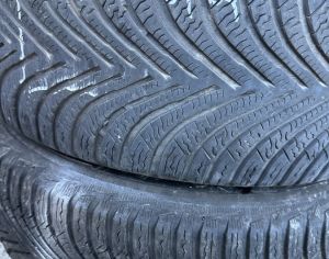 R17  215/55 ზამთარი 2 ცალი 2017