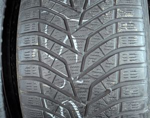 R19  285/45 ყველა სეზონი ფიფქი 1 ცალია მხოლოდ ფასი 170 ლარი