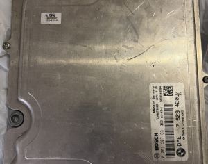 BMW F10 ძრავის კომპიუტერი