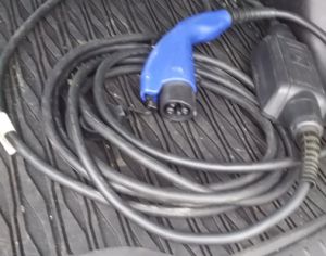 TOYOTA RAV 4 დამტენი