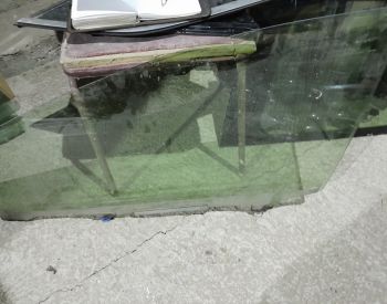 Toyota Prius 10-15_ის წინა მარცხენა კარის მინა
