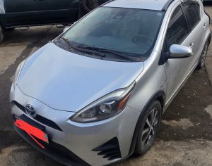 იშლება ტოიოტა აქვა, პრიუს ც