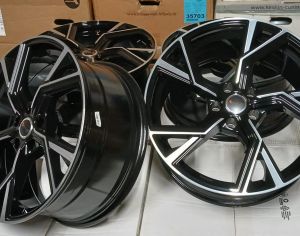 5/112,R-18,J-8,ET-35..MERCEDES,AUDI,BMW,VOLKSWAGEN,MINI..ORIGINAL AVUS,ITALY!!!
