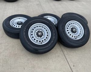 ახალივით R16 დისკი და საბურავი 5ცალი