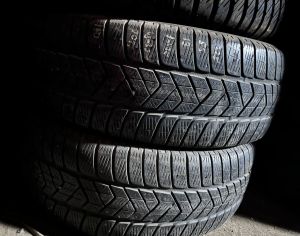 R19  225/55 ზამთარი