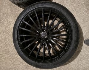 R22 MERCEDES-BENZ GLS 63 AMG 2004-2026