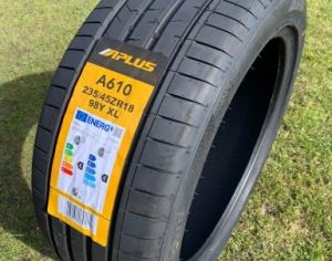 275/30ZR21   APLUS	A 610