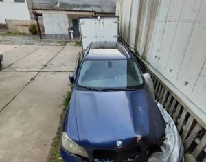 იშლება BMW X5 3.0 დიზელი