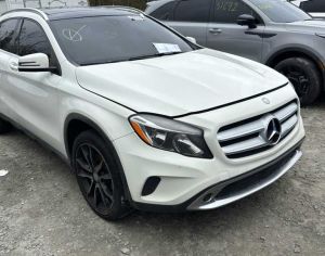 იშლება Mercedes GLA 2015-2020