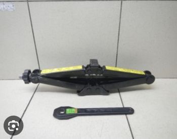 დომკრატი