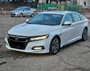 იშლება HONDA ACCORD HYBRID TOURING