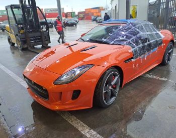 Jaguar F-Type 5.0 იშლება