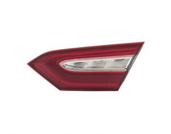 TOYOTA CAMRY 2018-20  XSE უკანა მარჯვენა საბარგულის ფარი ლედი