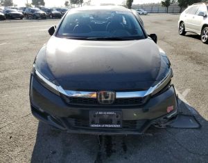 Honda clarity