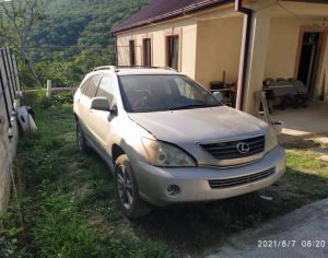 იშლება RX 400