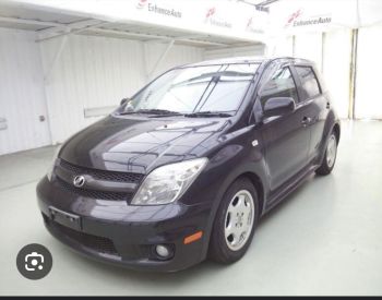 Toyota istis originali nawilebi 2002-2015