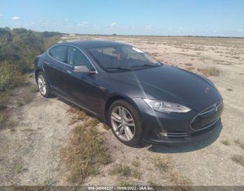 TESLA Model S 2014 0.1