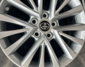 R17 TOYOTA Corolla / Prius - 2