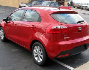 KIA RIO HATCHBACK და სედანი