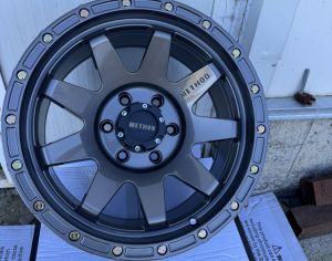 F150 ის ახალი ალუმინის დისკები 6x135