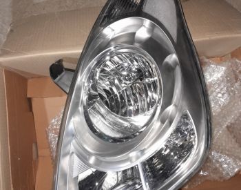 Hyundai H1_ის წინა მარცხენა ფარი