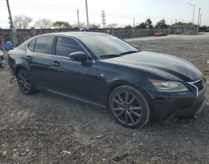 იშლება Lexus Gs 2013-2020