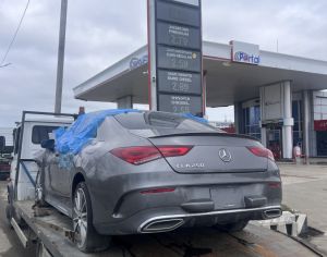 იშლება CLA 250 ები ბათუმში 557 35 55 63