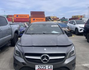 იშლება CLA 250 ები ბათუმში 557 35 55 63