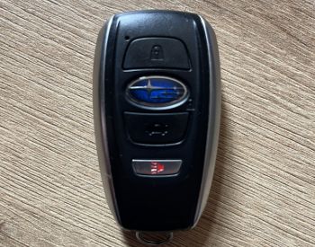 Subaru Crosstreck Limited ის გასაღები