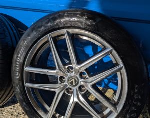 R18 Toyota/Lexus F sport დისკები საბურავებით