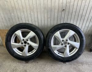 AUDI Q3-ის ორიგინალი 2-ი დისკი საბურავით
