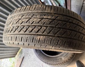 საბურავები 1. 225 / 45 R 18 -  1 ცალი 2. 225 / 45 RF 18  - 1 ცალი 3. 245 / 40 R M+ S 18 -  1 ცალი   4. 275 / 40 ZR 18 -    1 ცალი