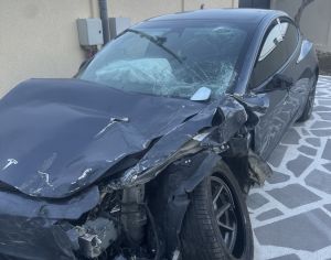 დაიშალა tesla model 3 2021