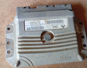 renault logan  13-16 ძრავის კომპიუტერი